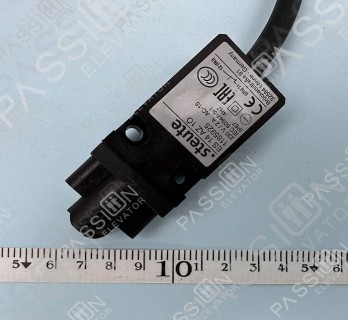 STEUTE ES14 AZ 10 Lift Door Safety Switch