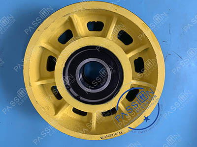 M-1.jpg