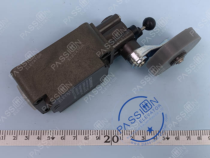 M-5.jpg