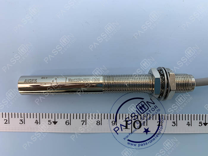 M-2.jpg