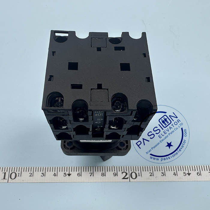 M-3.jpg
